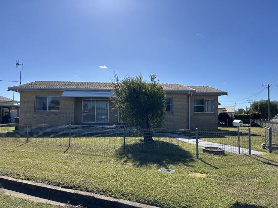 37 Tarakan Street, Svensson Heights, Qld 4670
