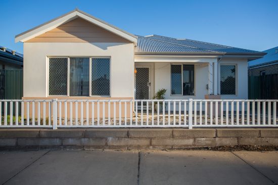 372 Banrock Drive, Ellenbrook, WA 6069
