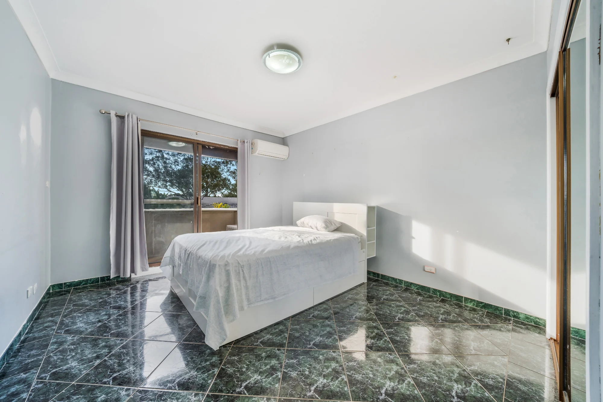 377 Cabramatta Road West, Cabramatta, NSW 2166