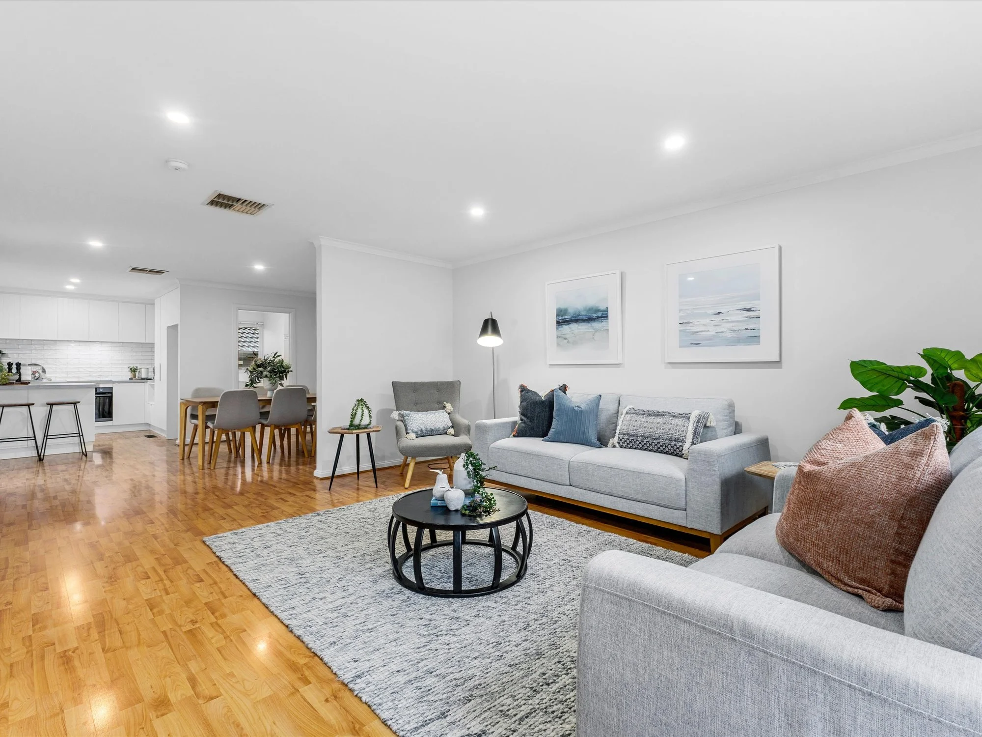 38 Bessazile Avenue, Forest Hill, Vic 3131