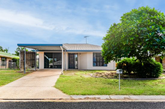 38 Cowan Crescent, Emerald, Qld 4720