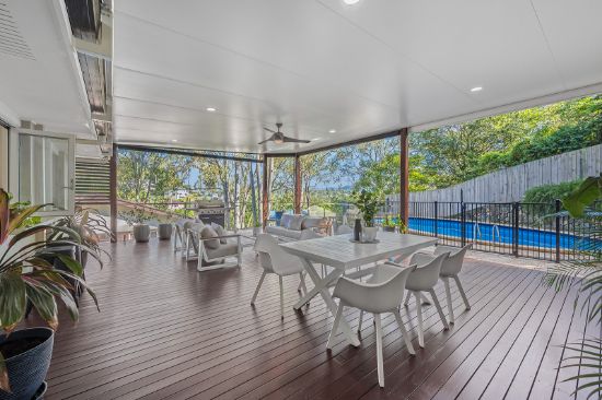 38 Fairweather Street, Kenmore, Qld 4069