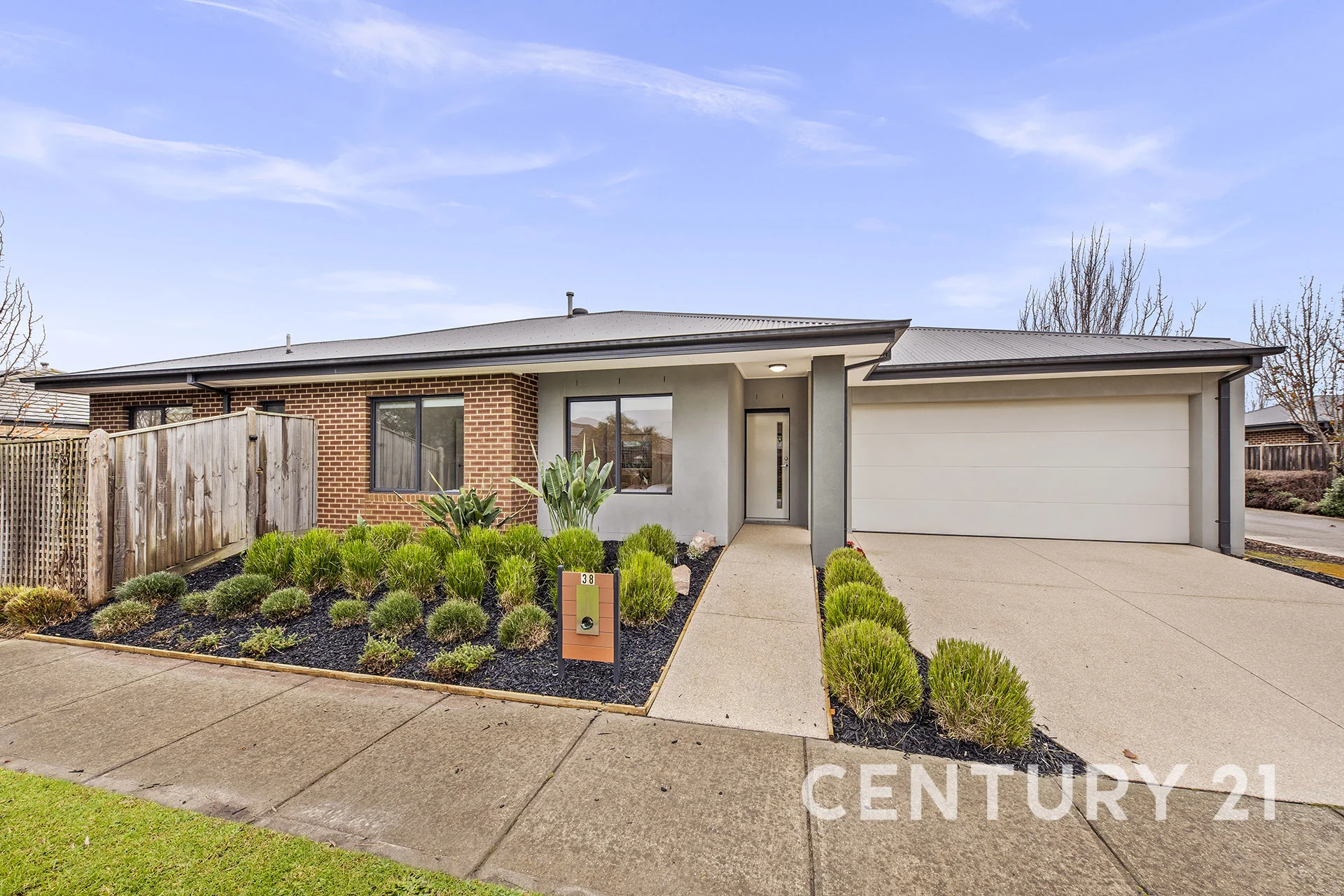 38 Livida Circuit, Lyndhurst, Vic 3975