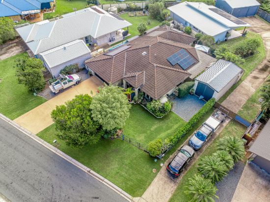 38 Sterling Castle Rd, Tin Can Bay, Qld 4580