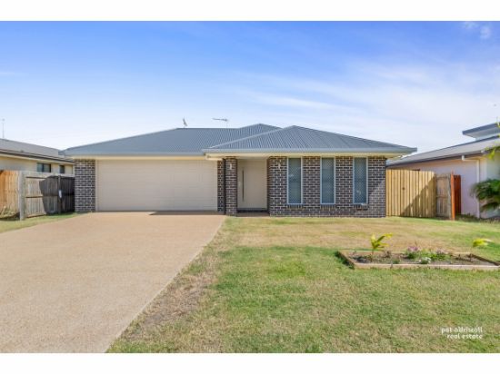 38 Varsity Crescent, Norman Gardens, Qld 4701