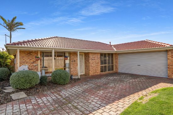 39 Clarendon Drive, Somerville, Vic 3912