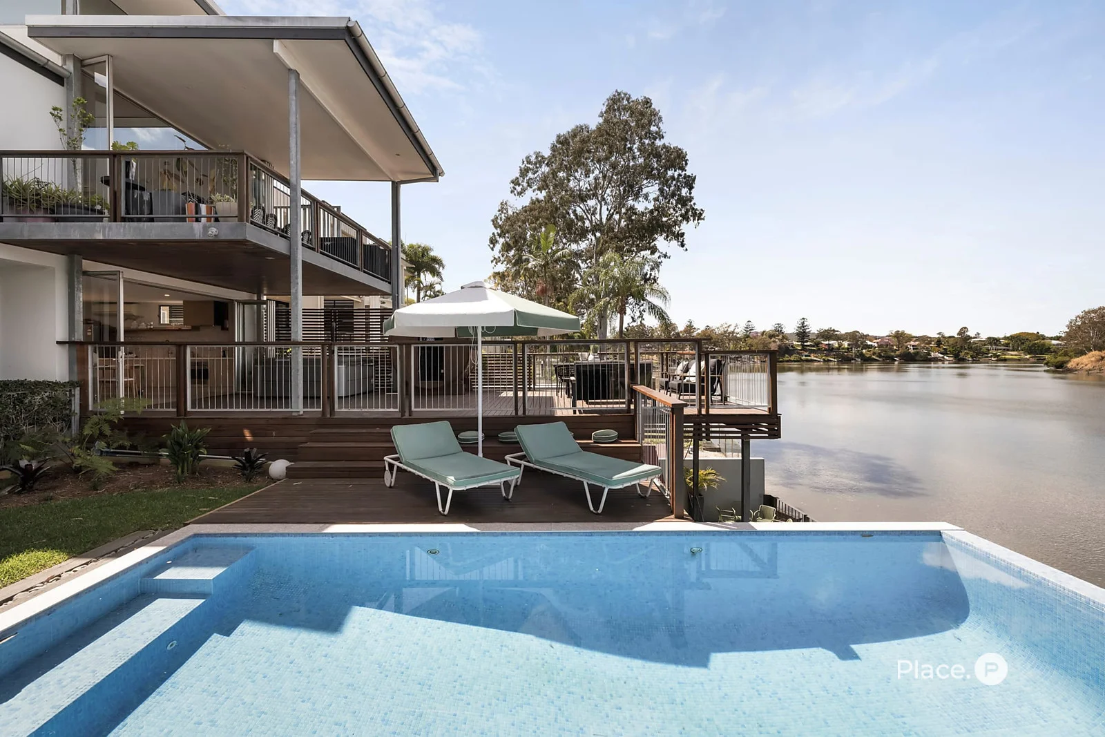 39 Instow Street, Yeronga, Qld 4104