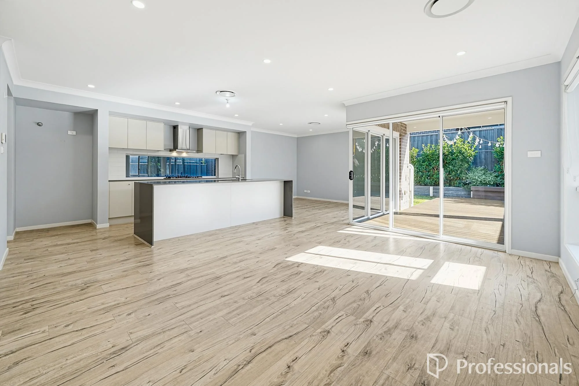 39 Longerenong Ave, Box Hill, NSW 2765