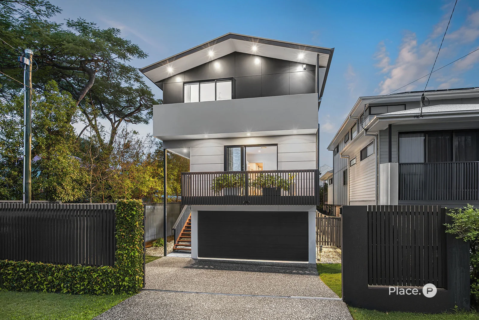39 Third Street, Camp Hill, Qld 4152
