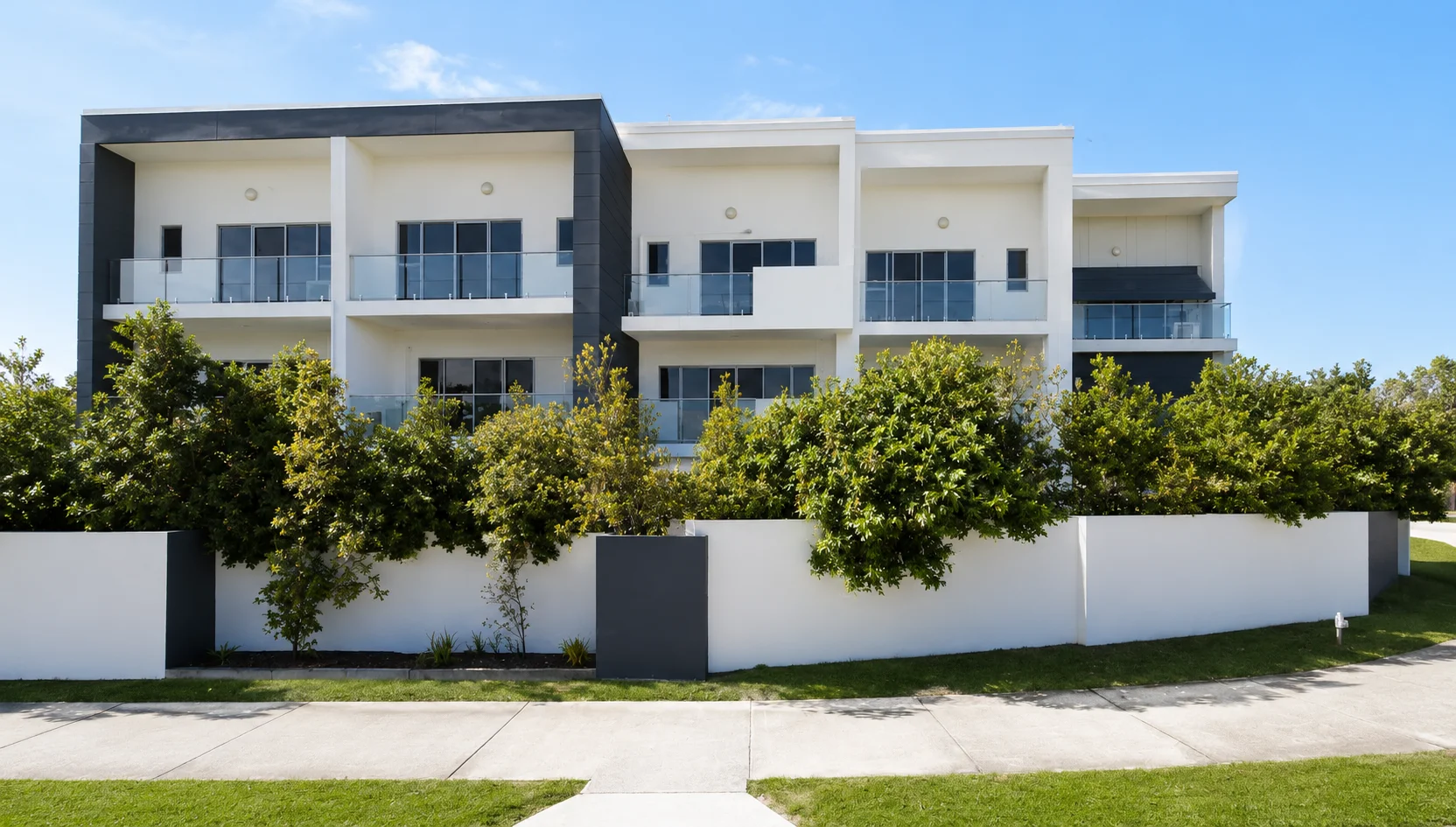 4/1 Mervyn Thomas Drive, Hope Island, Qld 4212