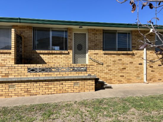 4/64 Crown Street, Tamworth, NSW 2340