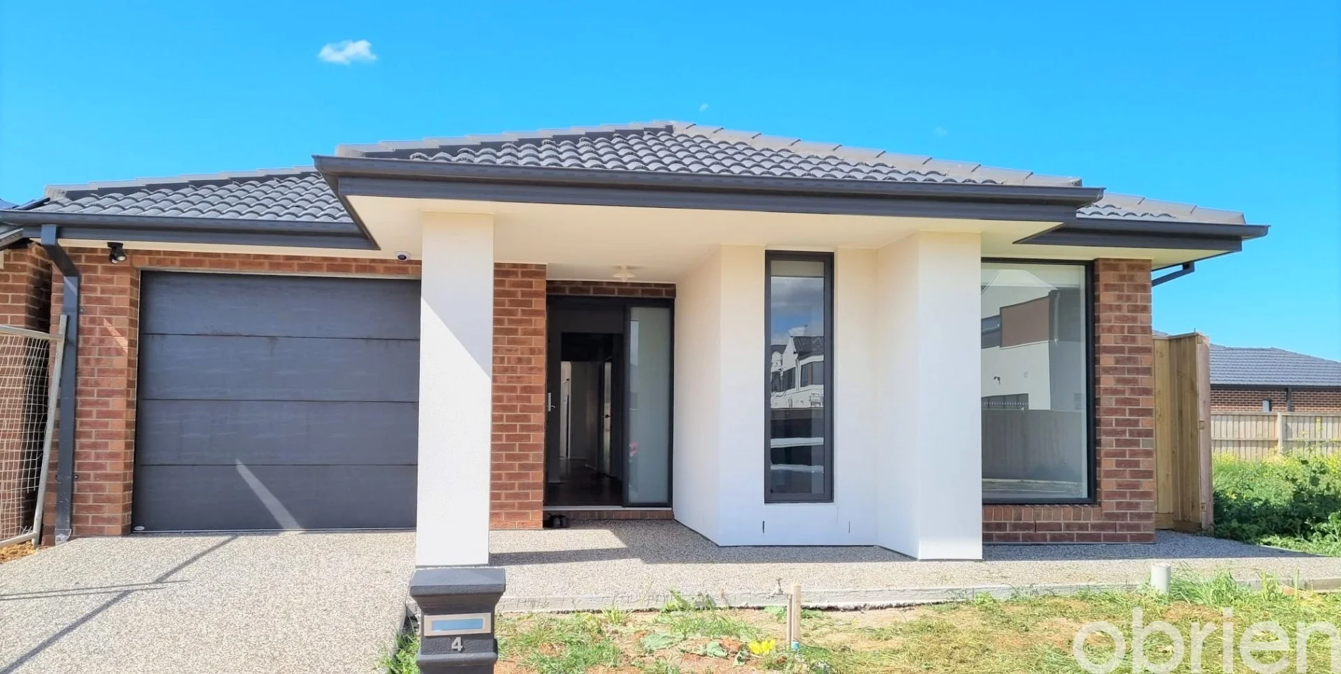 4 Akram Way, Rockbank, Vic 3335