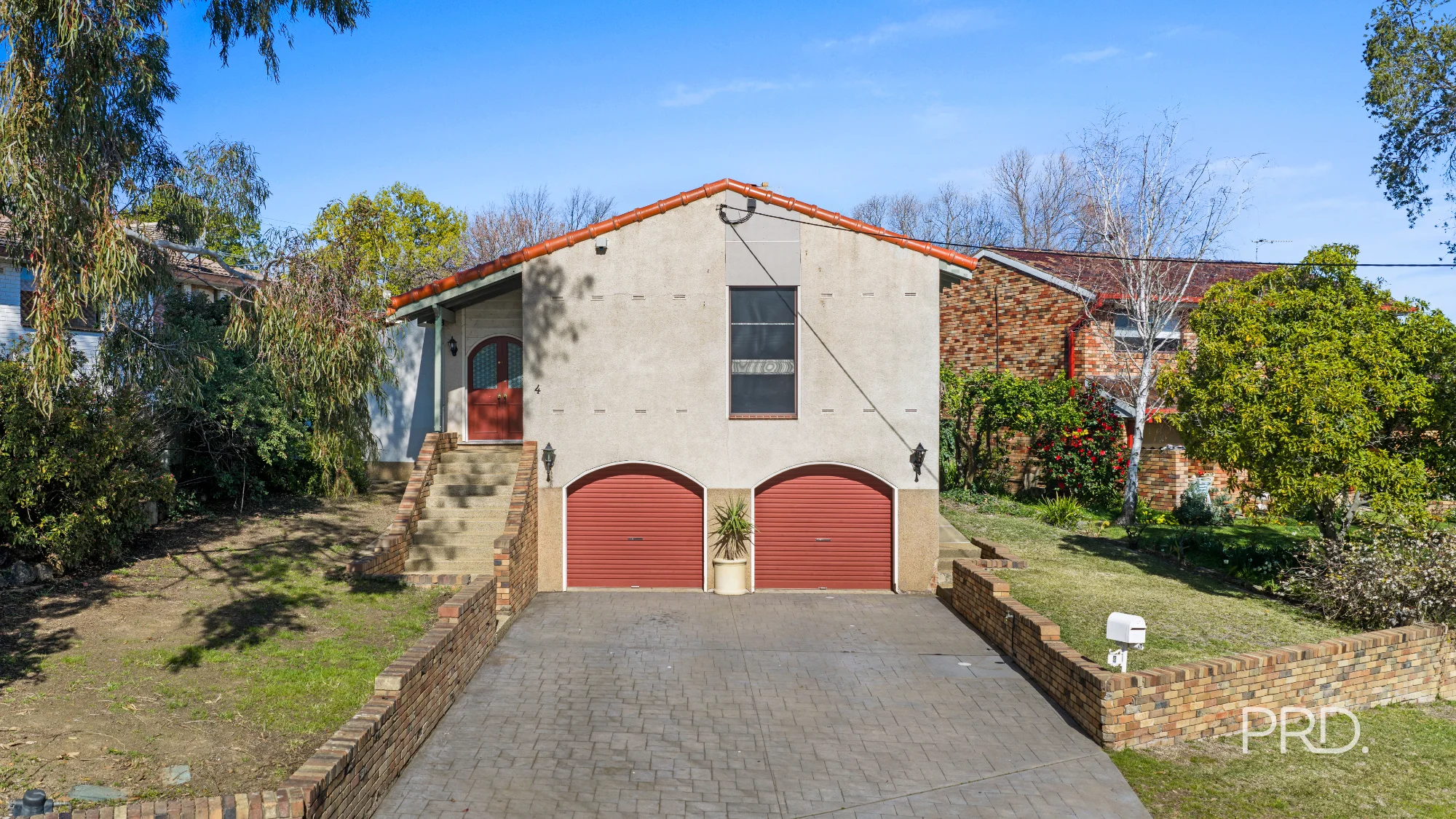 4 Banks Avenue, Kooringal, NSW 2650