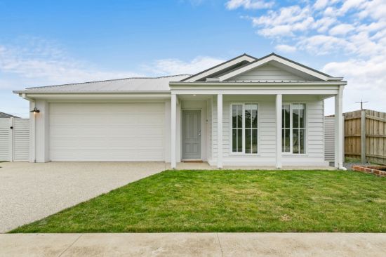 4 Bartholomew Circuit, Traralgon, Vic 3844