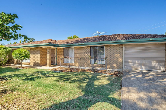 4 Blaxland Avenue, Woodcroft, SA 5162