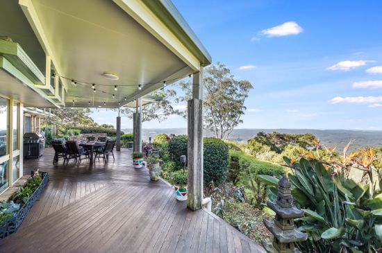 4 Boongala Avenue, Montville, Qld 4560