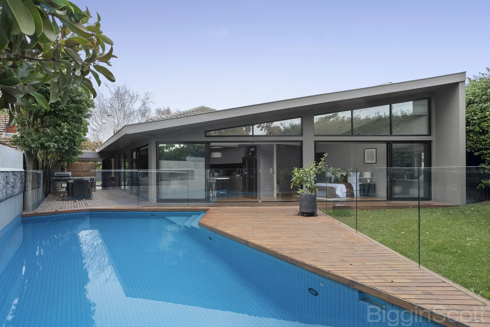 4 Brentani Avenue, Elsternwick, Vic 3185