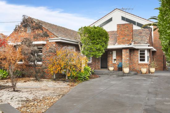 4 Burns Avenue, Murrumbeena, Vic 3163