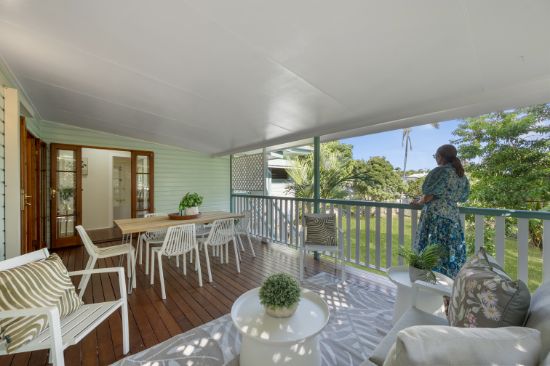 4 Comerford Crescent, Belgian Gardens, Qld 4810
