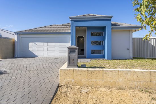 4 Cooralya Avenue, Golden Bay, WA 6174