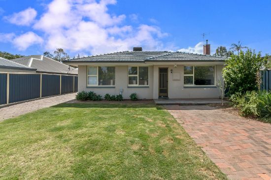 4 Crawley Road, Armadale, WA 6112