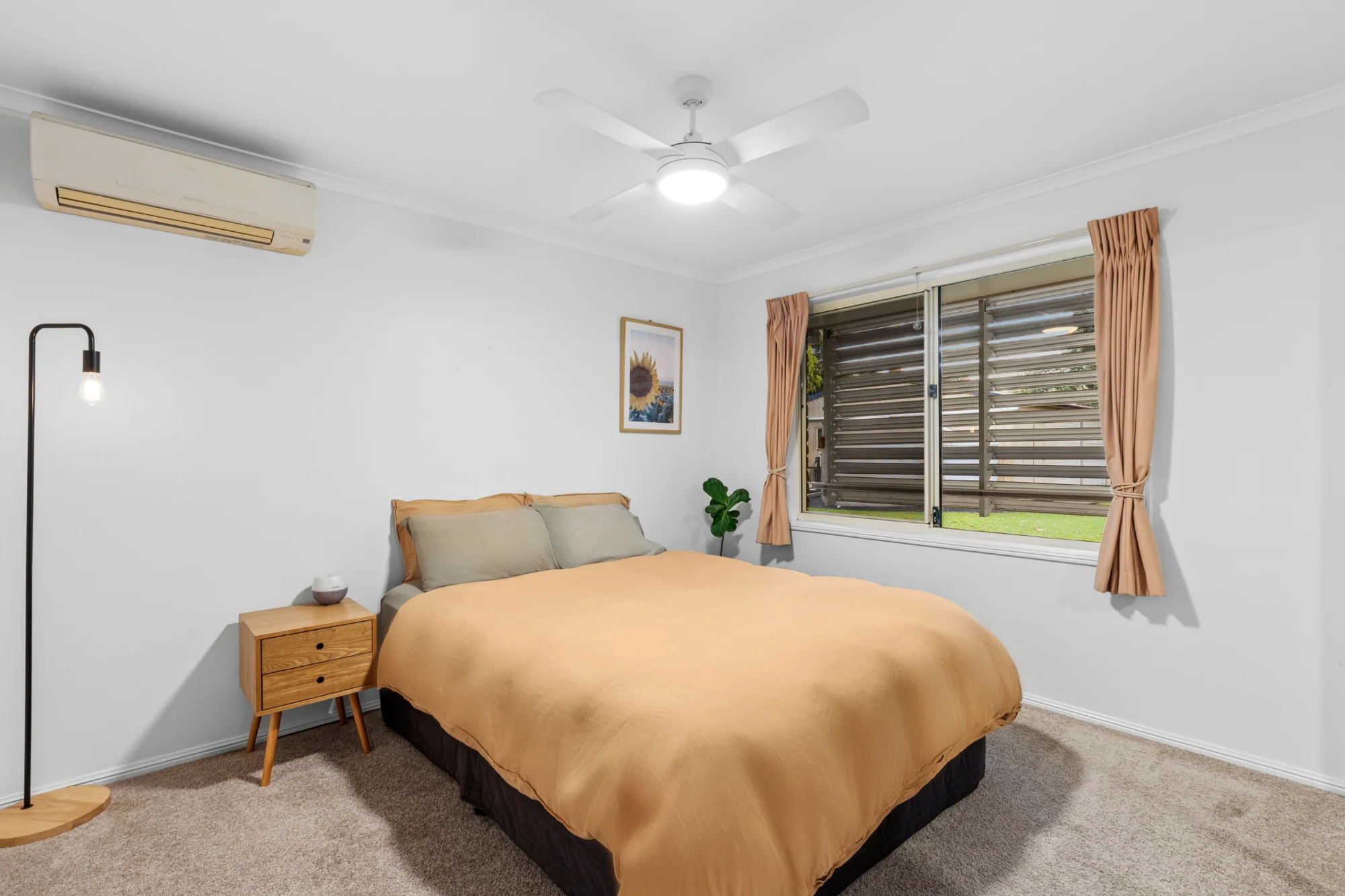 4 Dela Court, Cooroibah, Qld 4565