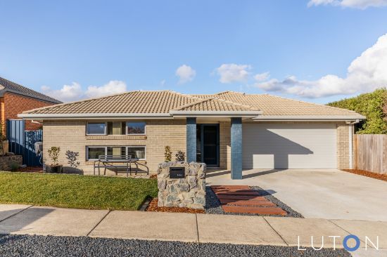 4 Enfield Street, Casey, ACT 2913