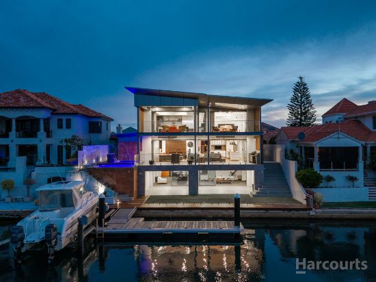 4 Finistere Island Retreat, Halls Head, WA 6210