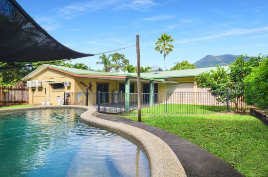 4 Fletcher Court, Bentley Park, Qld 4869