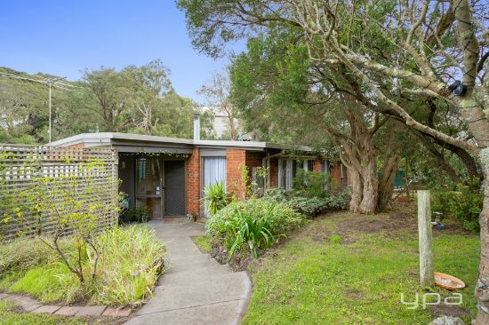 4 Gawalla Street, Rye, Vic 3941