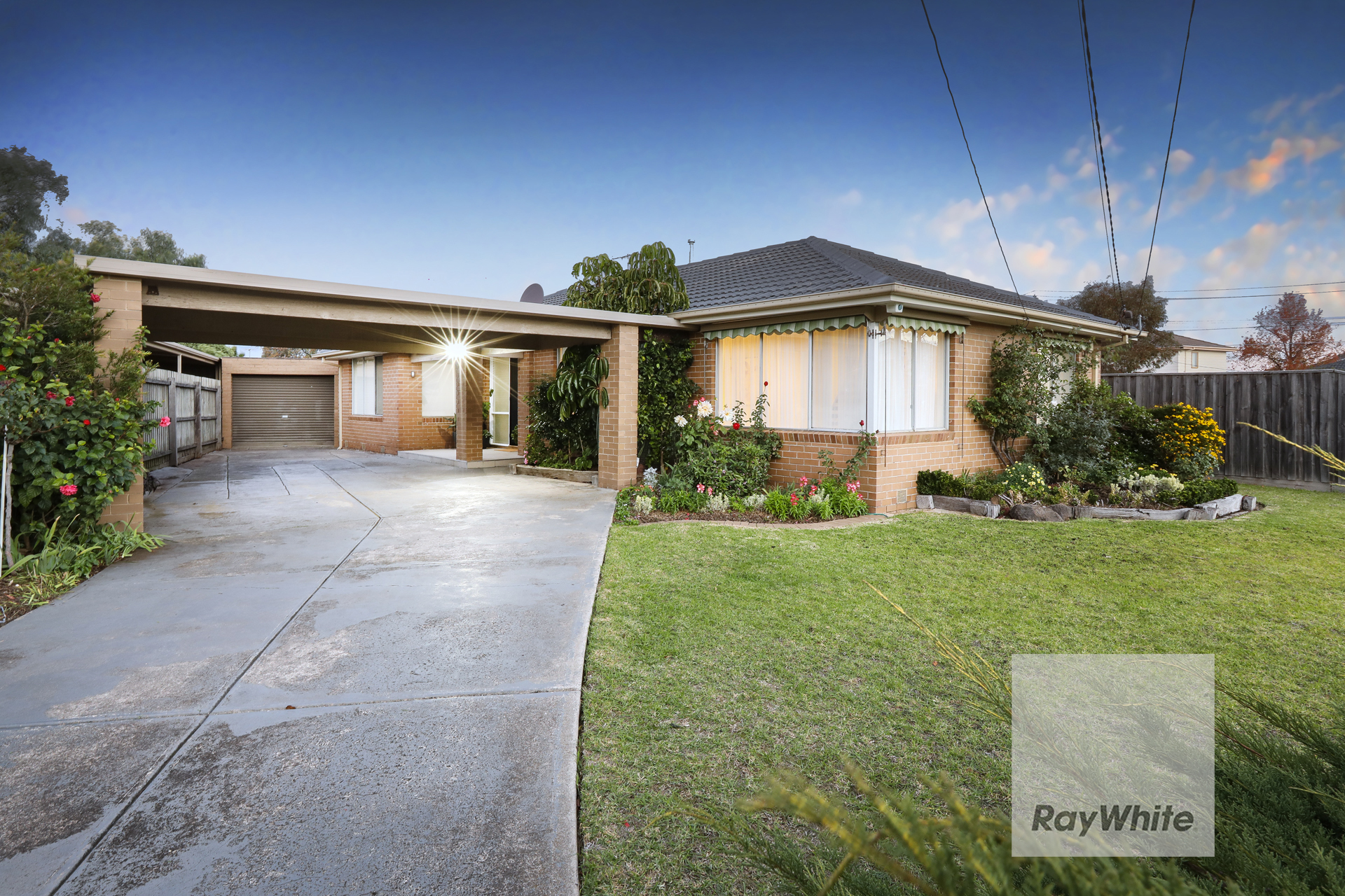 4 Gaynor Crescent, Gladstone Park, Vic 3043 4 Gaynor Crescent, Gladstone Park, Vic 3043