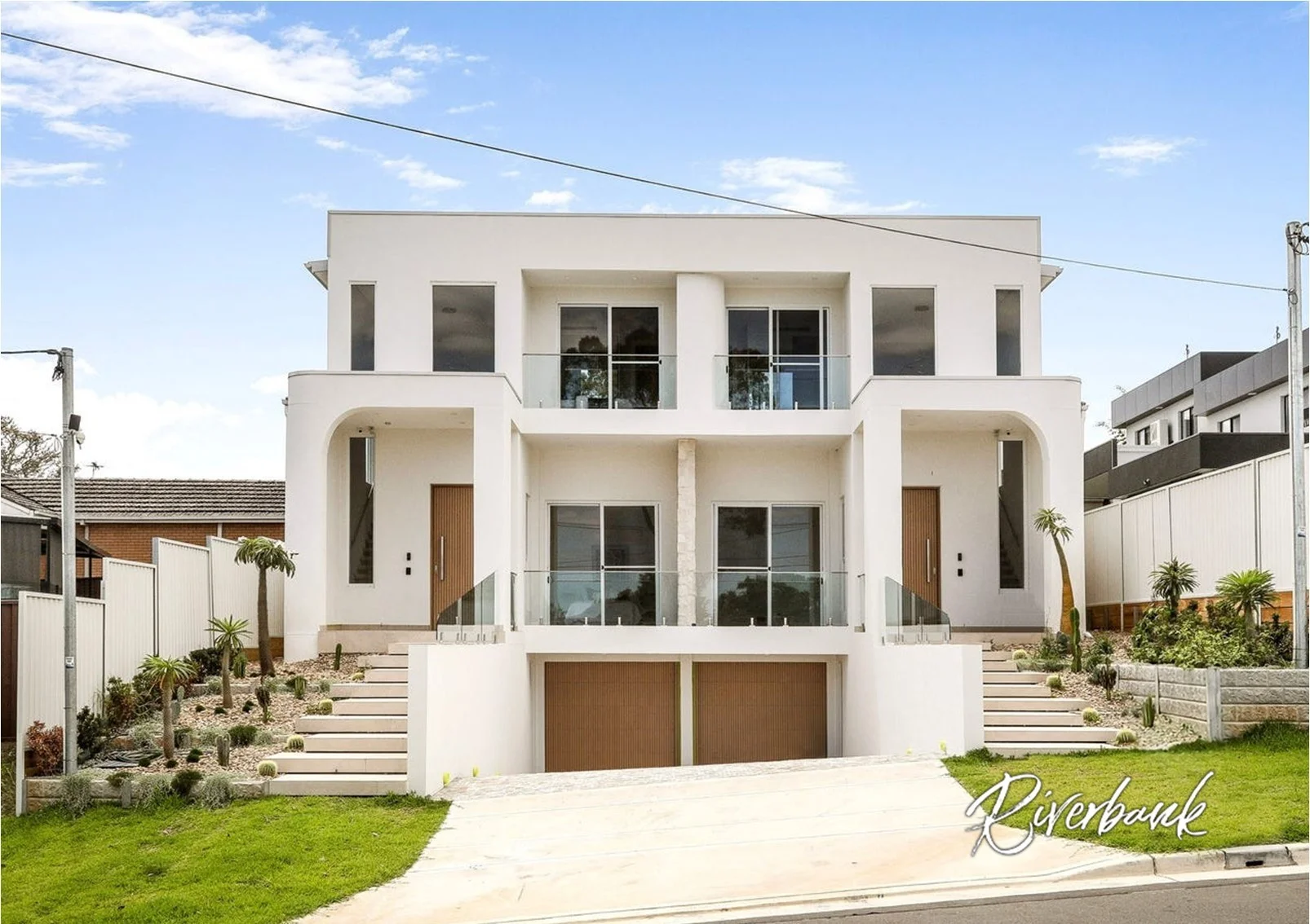 4 Glenisia Avenue, Georges Hall, NSW 2198
