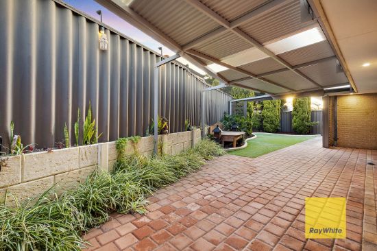 4 Laura Rise, Marangaroo, WA 6064
