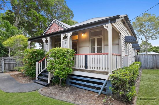 4  Moreton Terrace, Beachmere, Qld 4510