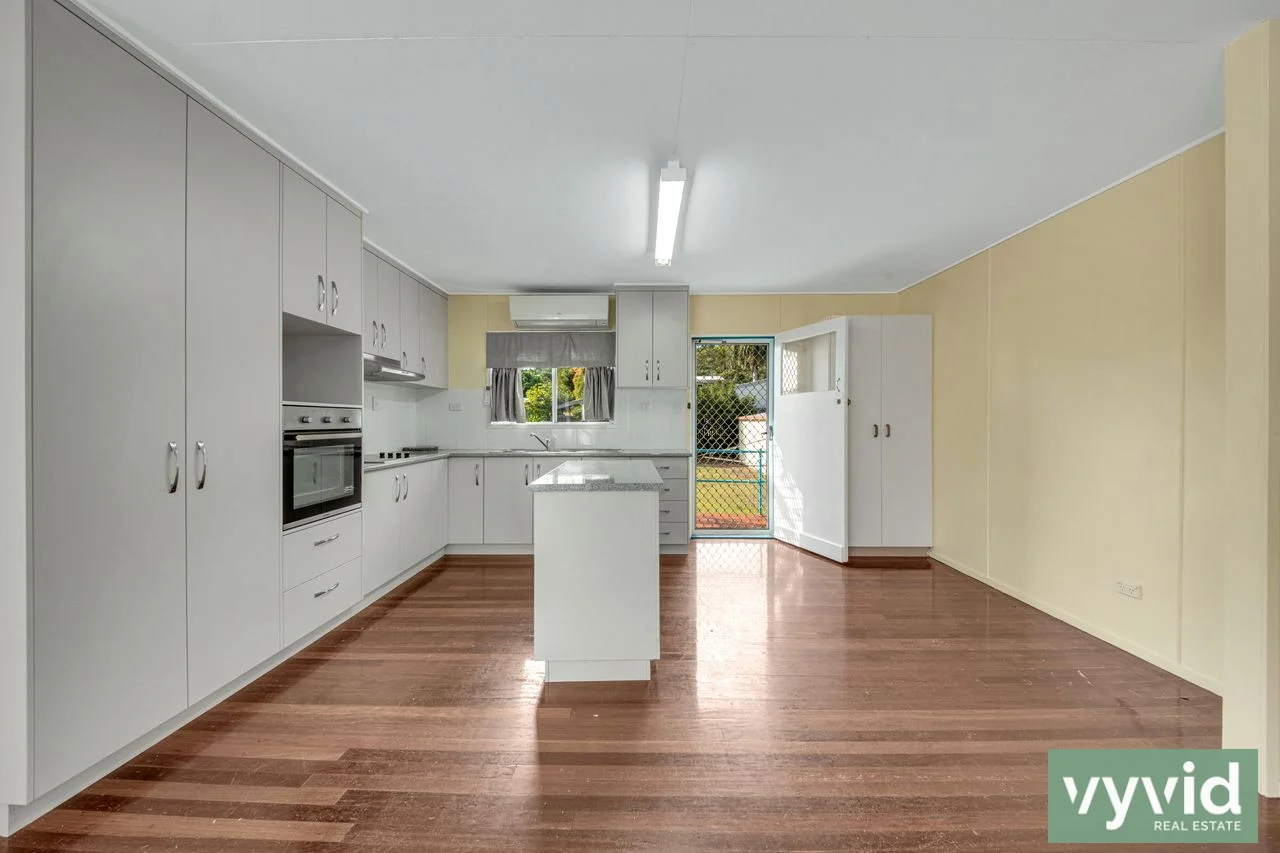 4 Morley St, West Gladstone, Qld 4680