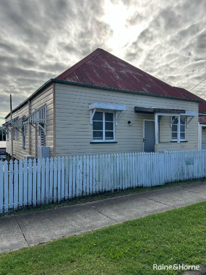 4 Mortimer Street, Ipswich, Qld 4305