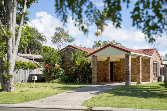 4 Naroma Court, Coolum Beach, Qld 4573