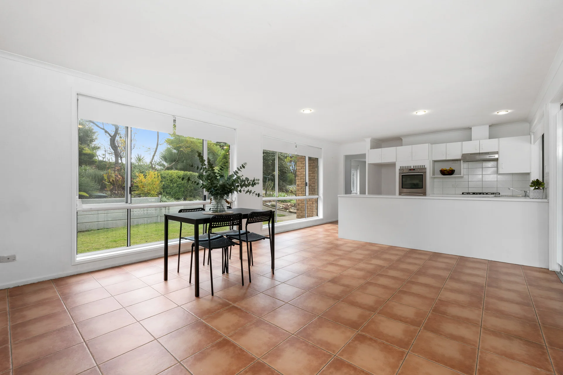 4 Perry Barr Road, Hallett Cove, SA 5158