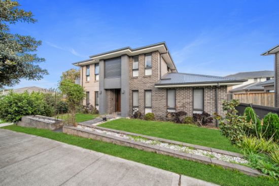 4 Potts Street, Oran Park, NSW 2570