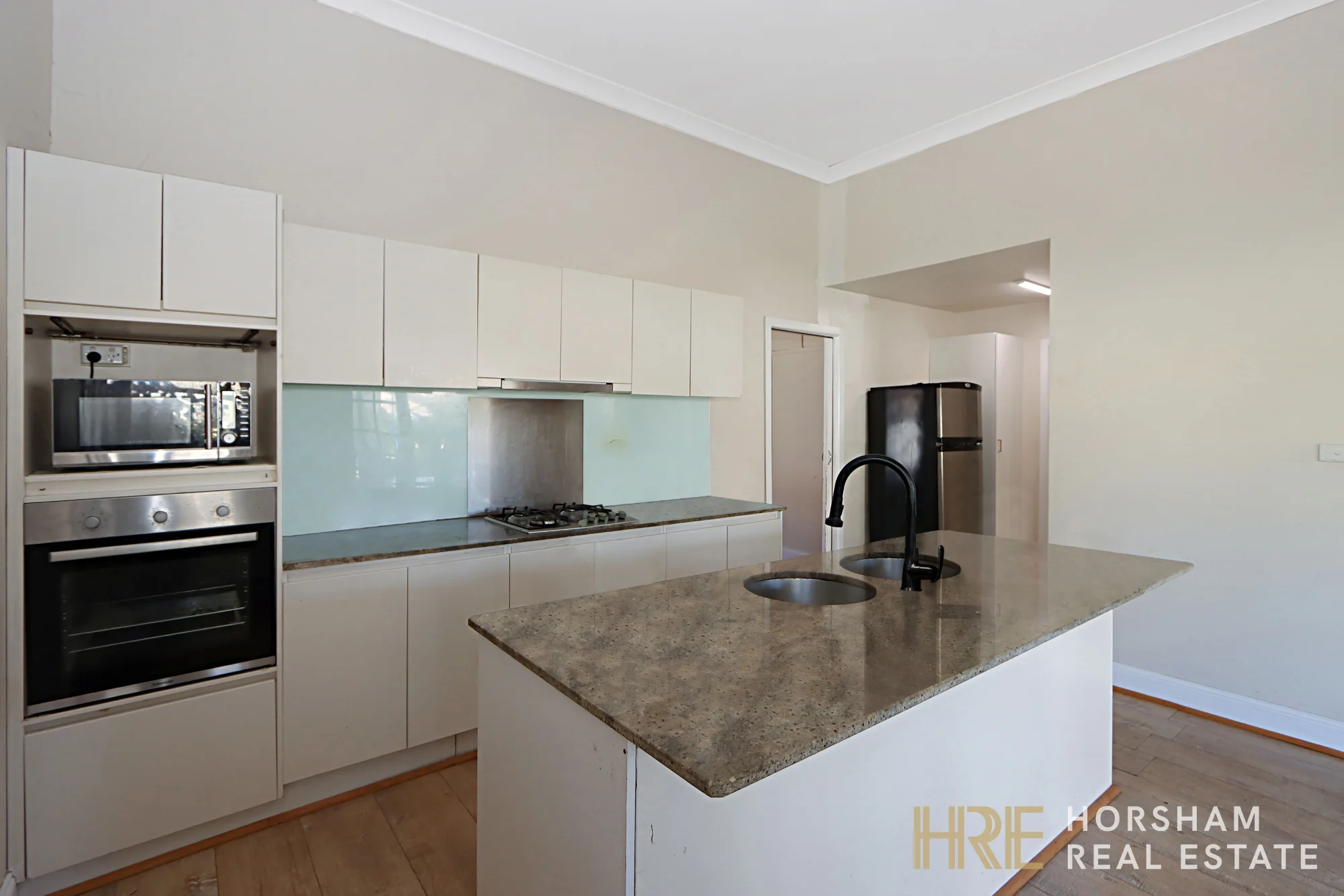 4 Railway Avenue, Horsham, Vic 3400