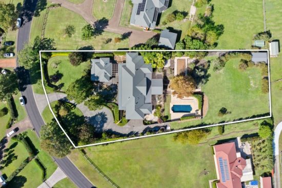4 Reflection Drive, Louth Park, NSW 2320