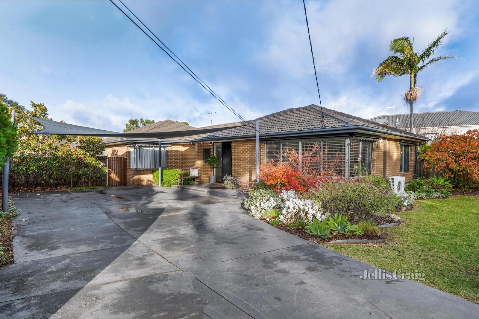 4 Rydal Place, Wheelers Hill, Vic 3150 4 Rydal Place, Wheelers Hill, Vic 3150