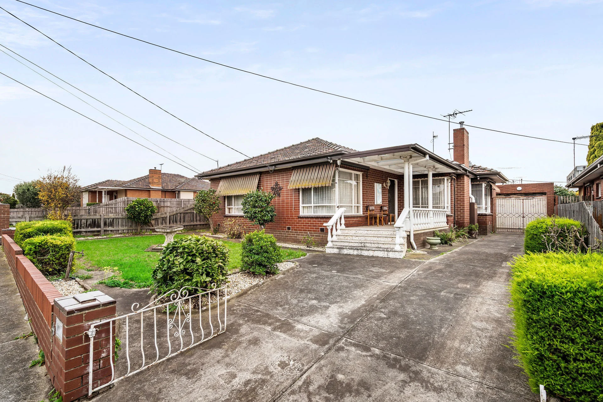 4 St Raphael Street, Avondale Heights, Vic 3034