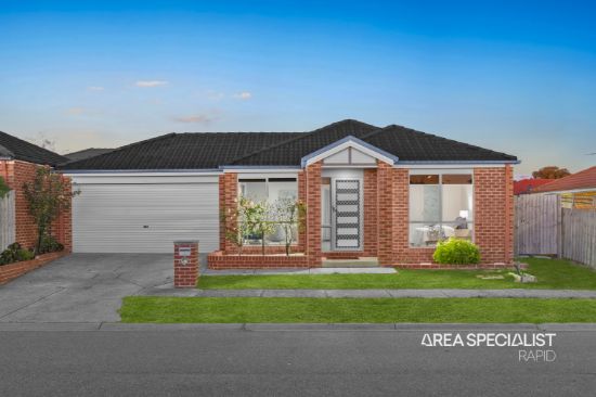4 Taplan Crescent, Cranbourne West, Vic 3977