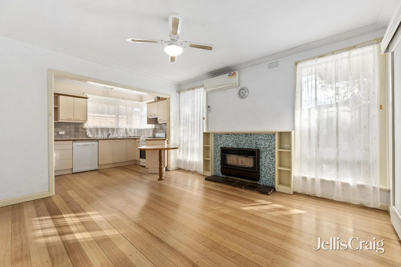 4 Walker Road, Mount Waverley, Vic 3149