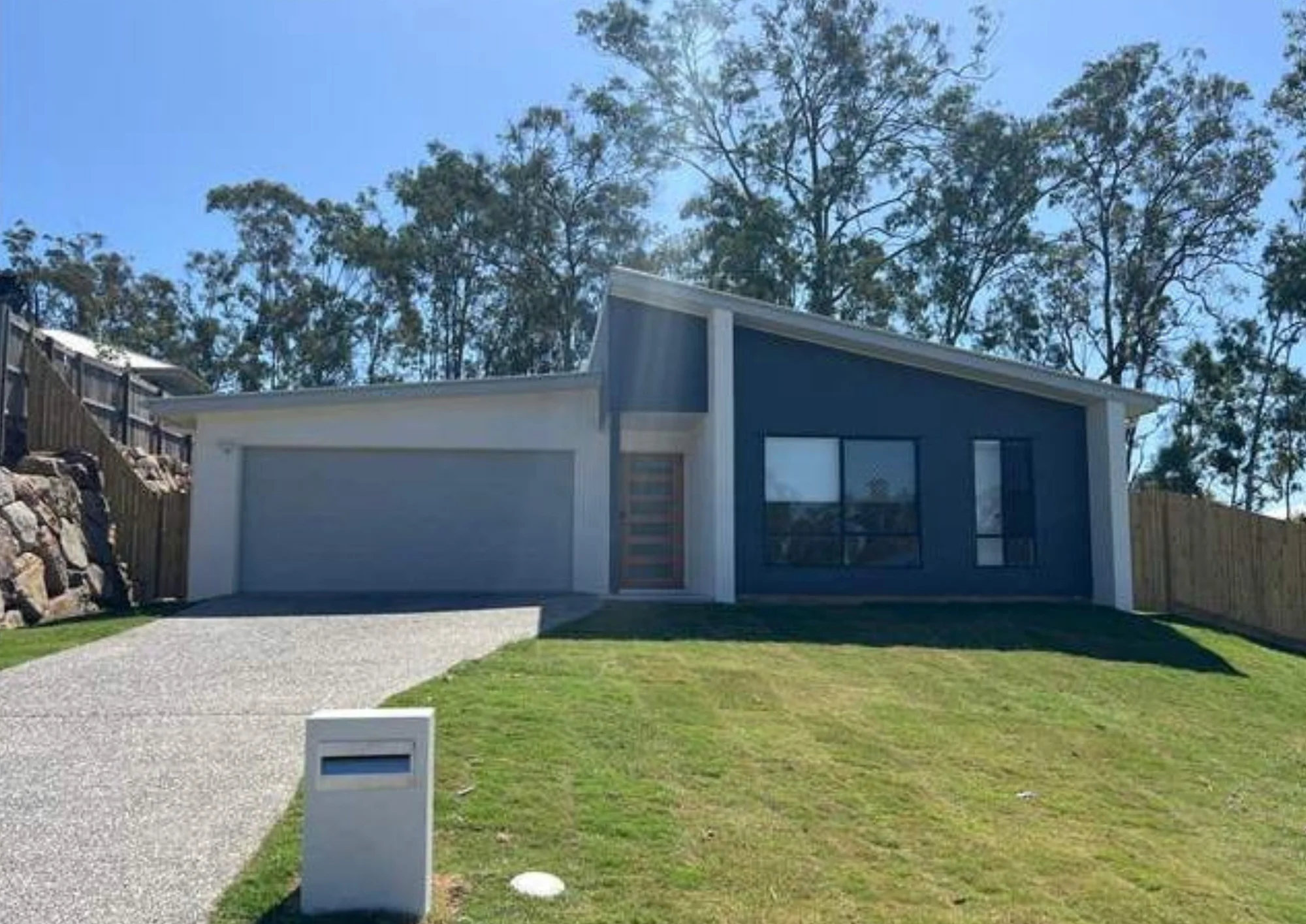 4 Wedgetail Court, Deebing Heights QLD 4306