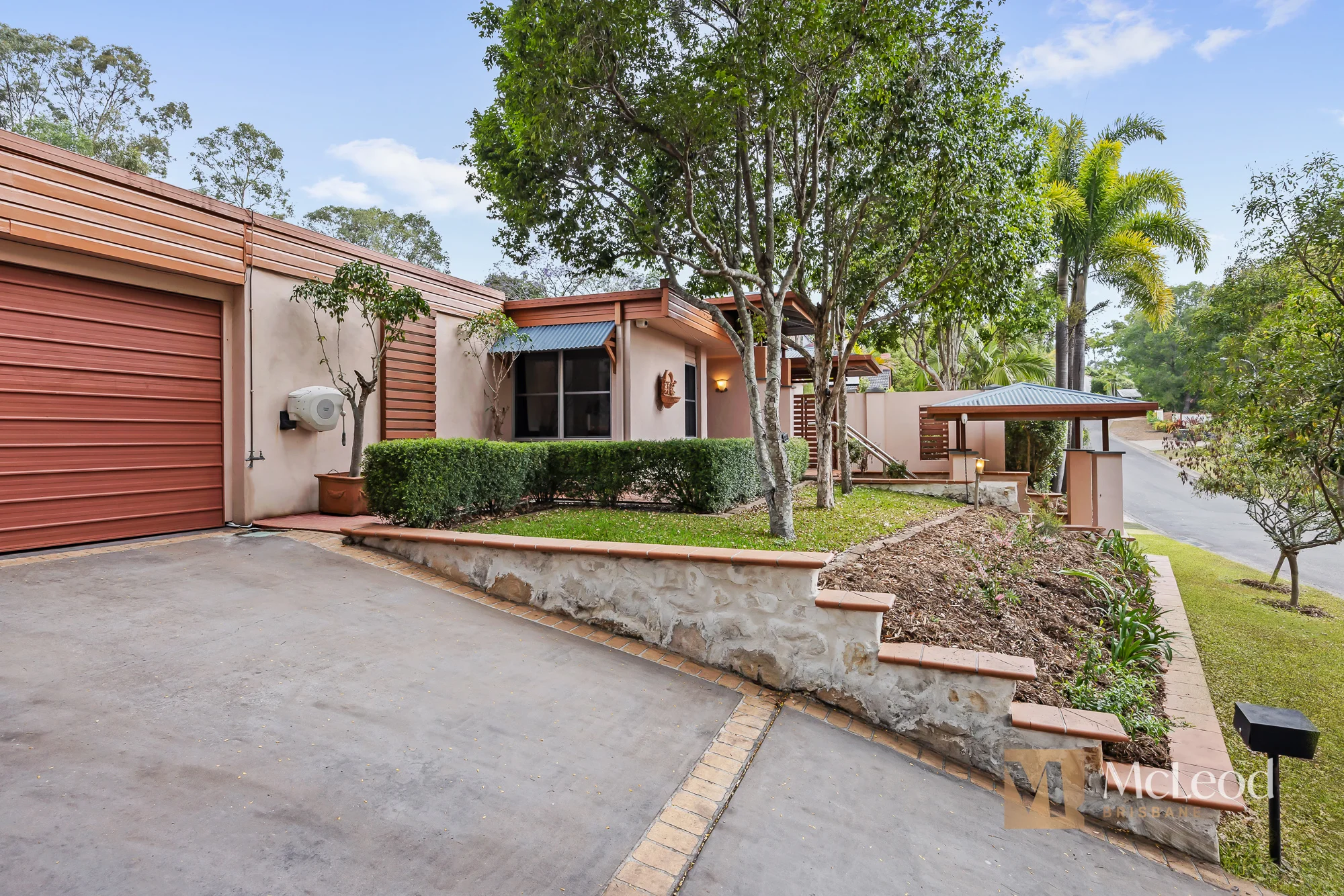4 Welcome Street, Chapel Hill, Qld 4069