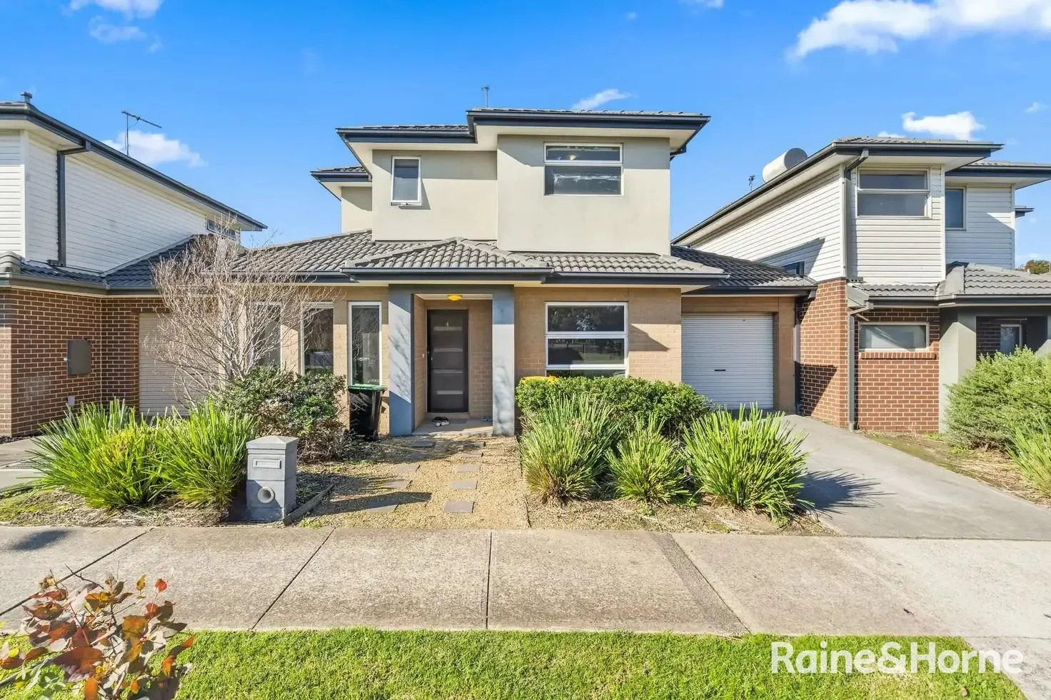 4 Westbury Parkway, Roxburgh Park, Vic 3064