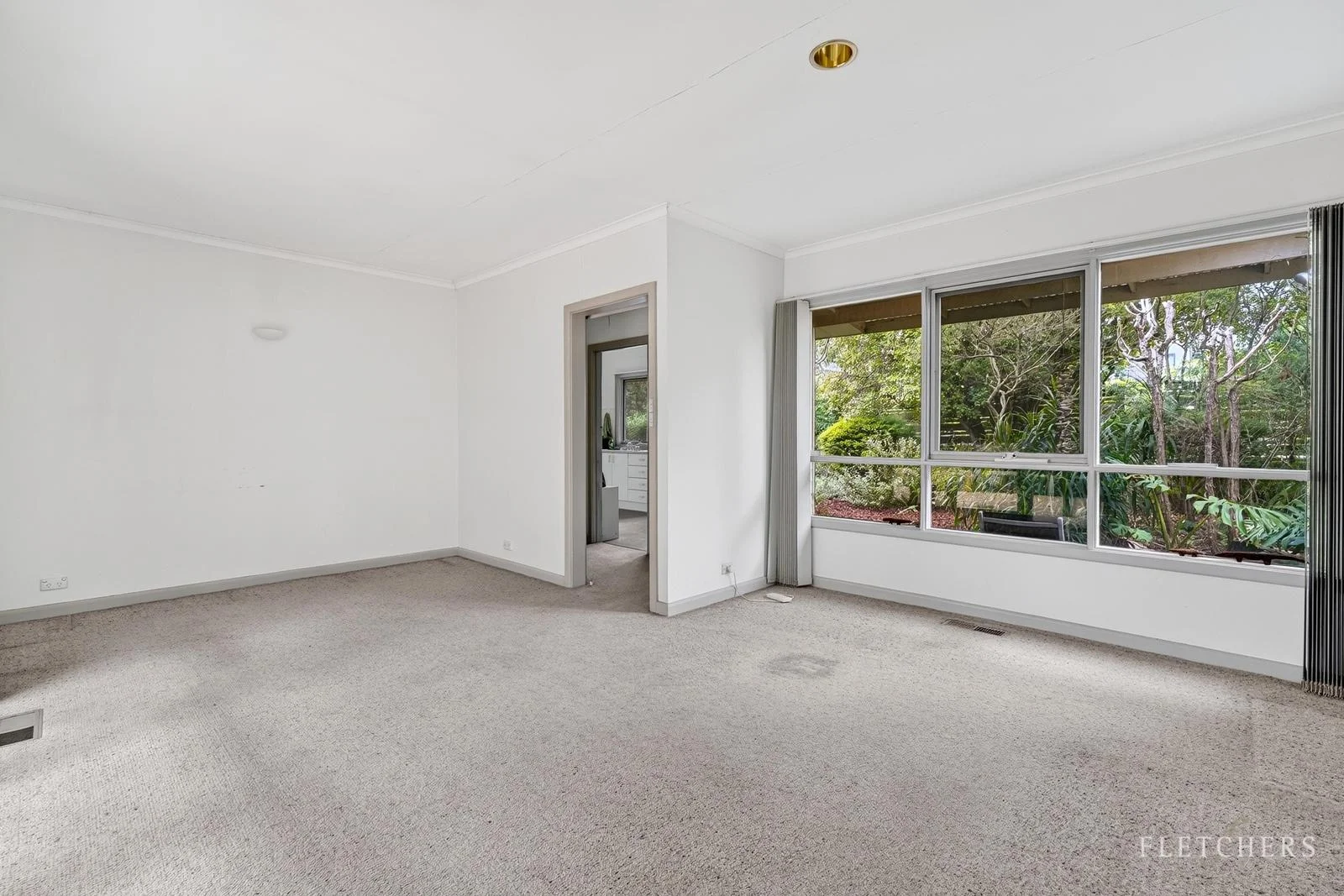 4 Willow Avenue, Mitcham, Vic 3132