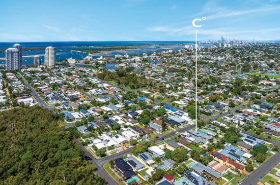 40 Ashgrove Avenue, Runaway Bay, Qld 4216